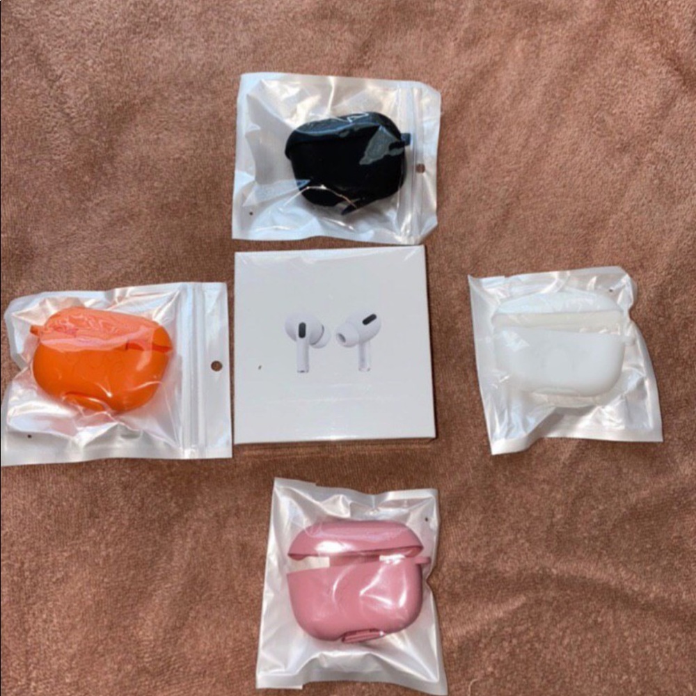 AirPod Pros 🎧